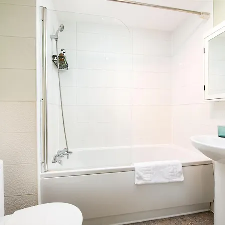 Northstar-3 Bedrooms, Sunroof, Garden Bristol