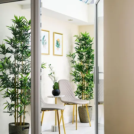 Northstar-3 Bedrooms, Sunroof, Garden Vakantiehuis Bristol